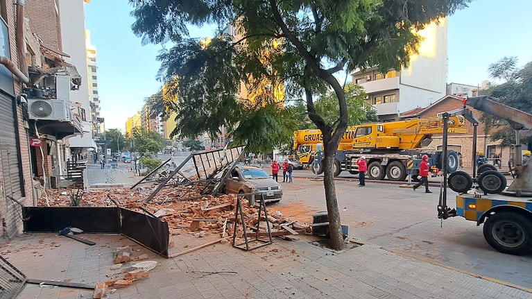 El inicio de las tareas se da a 23 días del derrumbe fatal. Foto: Juan Pablo Lavisse / ElDoce.