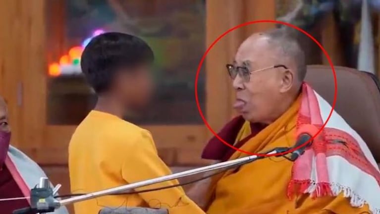 El insólito ataque sexual del Dalai Lama a un niño