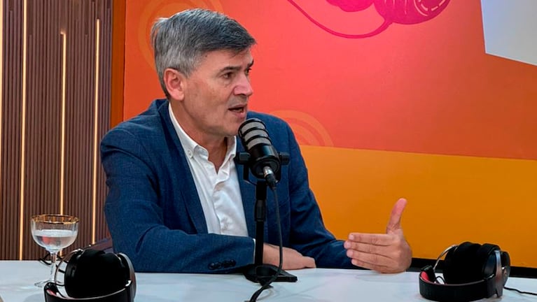 El intendente Daniel Passerini en DF, en el nuevo estudio de El Doce Stream.