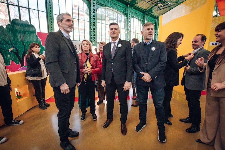 El intendente de Córdoba inauguró la Casa de las Infancias.