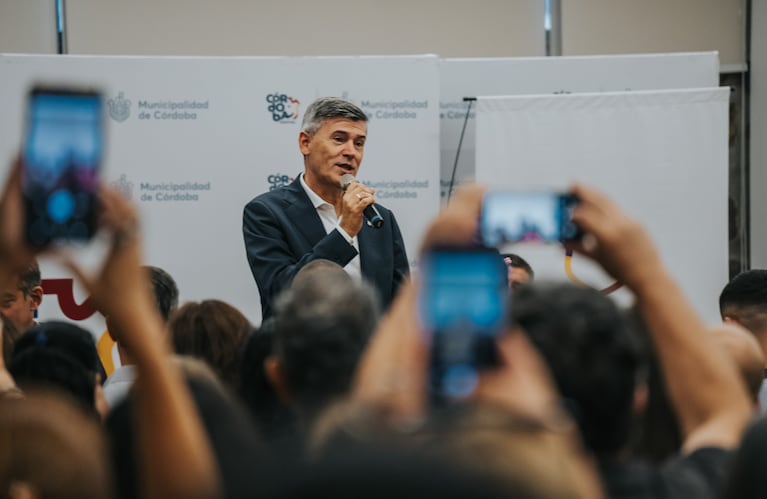 El intendente endureció su postura ante Milei.