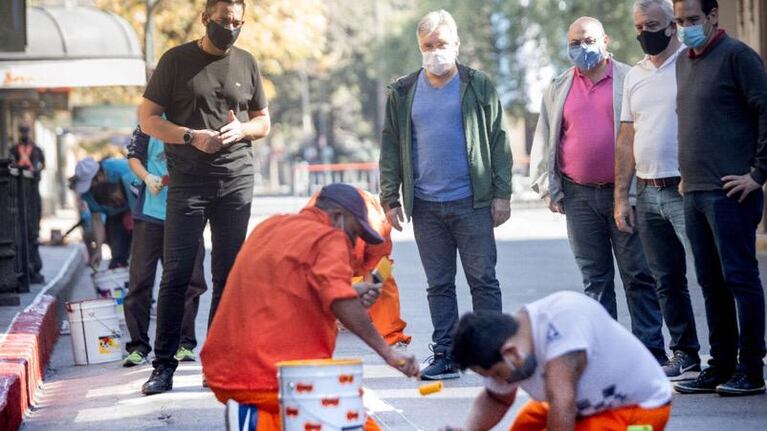 El intendente Martín Llaryora recorrió las obras en la zona.