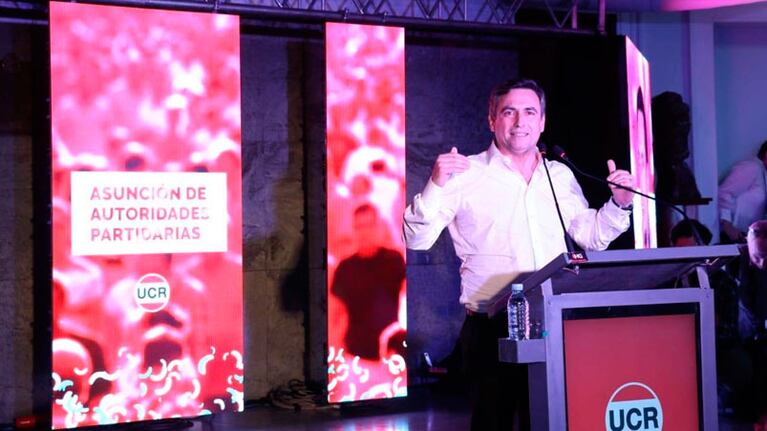 El intendente, que sería candidato a gobernador, firmó el escrito como líder de la UCR Córdoba.
