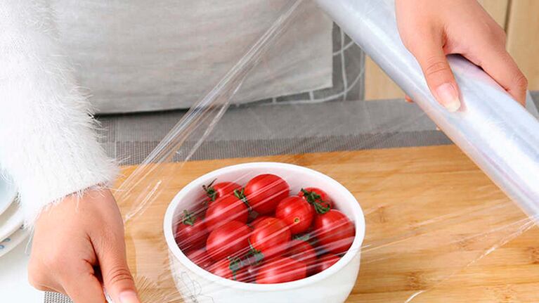 El invento busca evitar la contaminación por microplásticos.