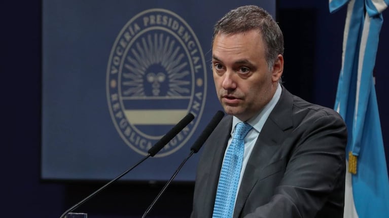 El jefe de Gabinete, Manuel Adorni, en conferencia de prensa en Casa Rosada. (Foto: NA)
