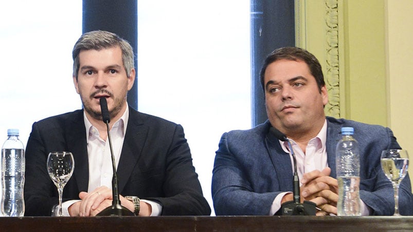 El jefe de Gabinete, Marcos Peña, junto al ministro de Trabajo, Jorge Triaca. 