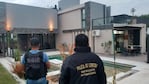 El jefe de la banda cayó en su lujosa casa: ya son 14 los detenidos.