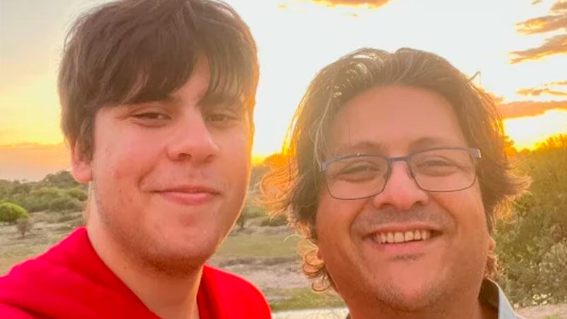 El joven de 19 años y su padre, el empresario paquistaní. 