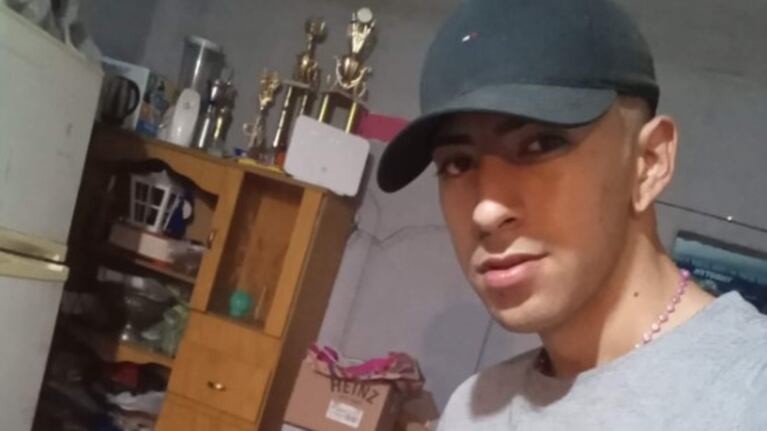 El joven de 22 años fue hallado muerto con un disparo.