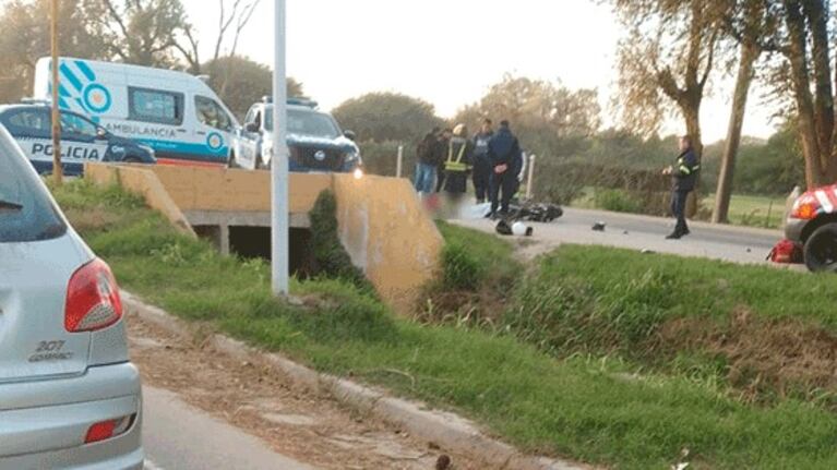 El joven de 26 años falleció en el instante por el impacto.