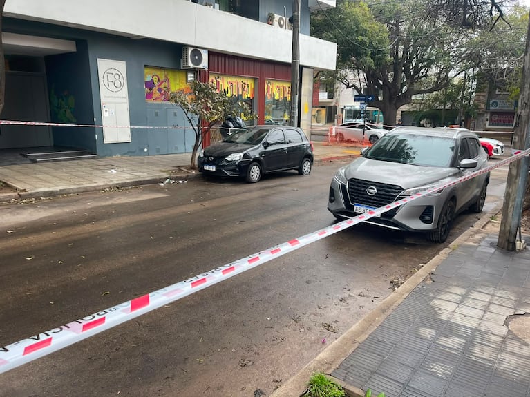 El joven de 26 años sufrió dos balazos en las piernas.