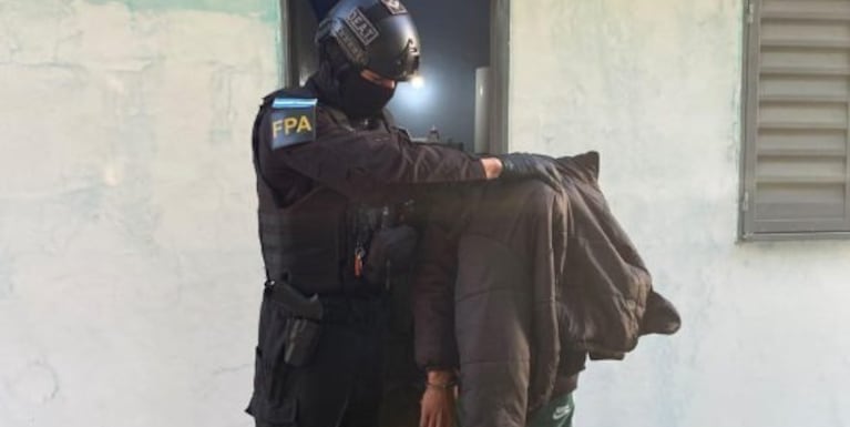 El joven de 29 años fue arrestado un mes y medio después.