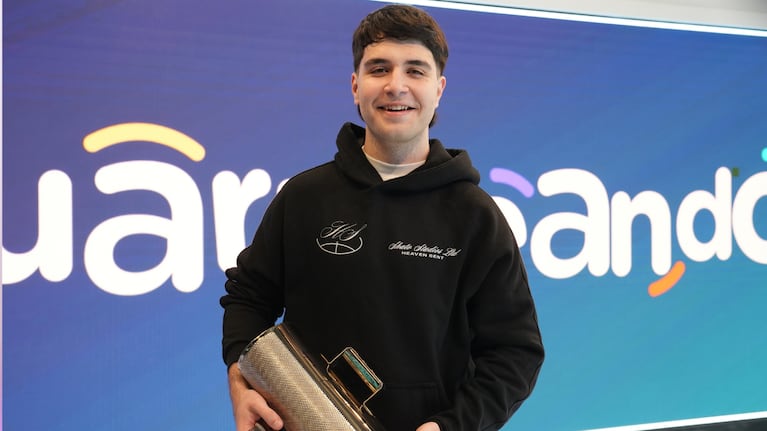 El joven debuta en el Sargento como músico de La Mona