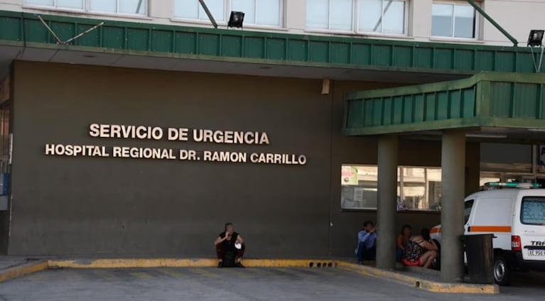 El joven está internado tras una operación.