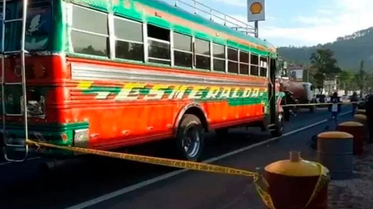El joven fue abatido por un pasajero armado.