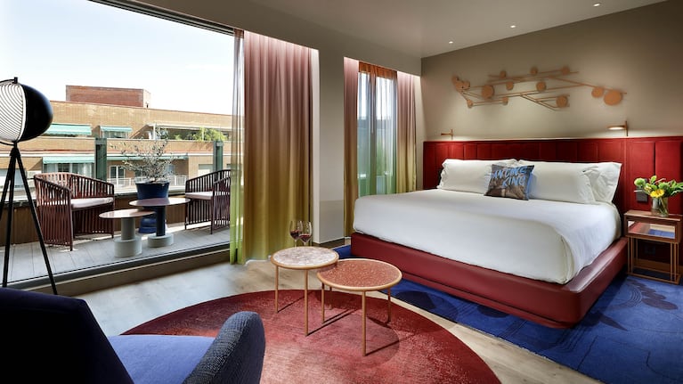 El joven fue atrapado en un hotel de lujo de Madrid.