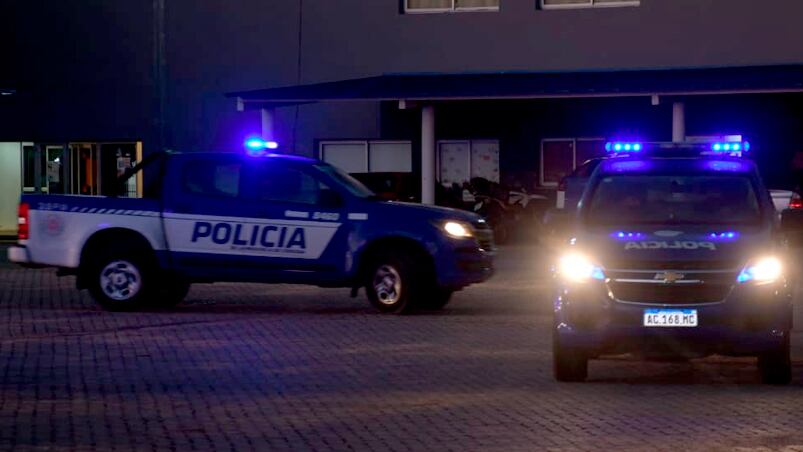 El joven recibió un balazo dentro de su casa.