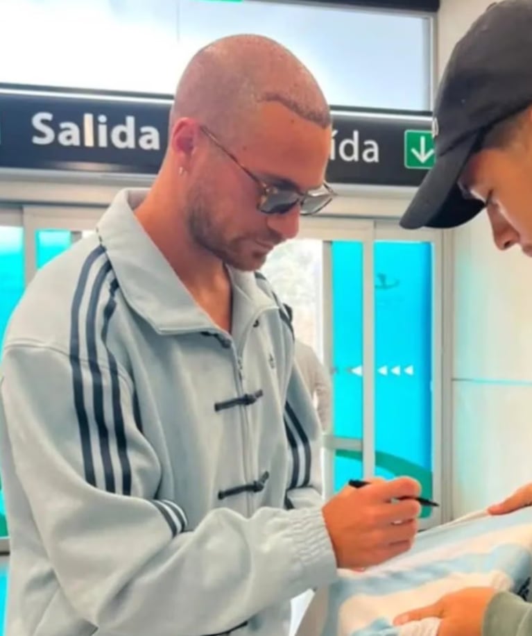 El jugador se hizo un retoque estético que no pasó desapercibido.