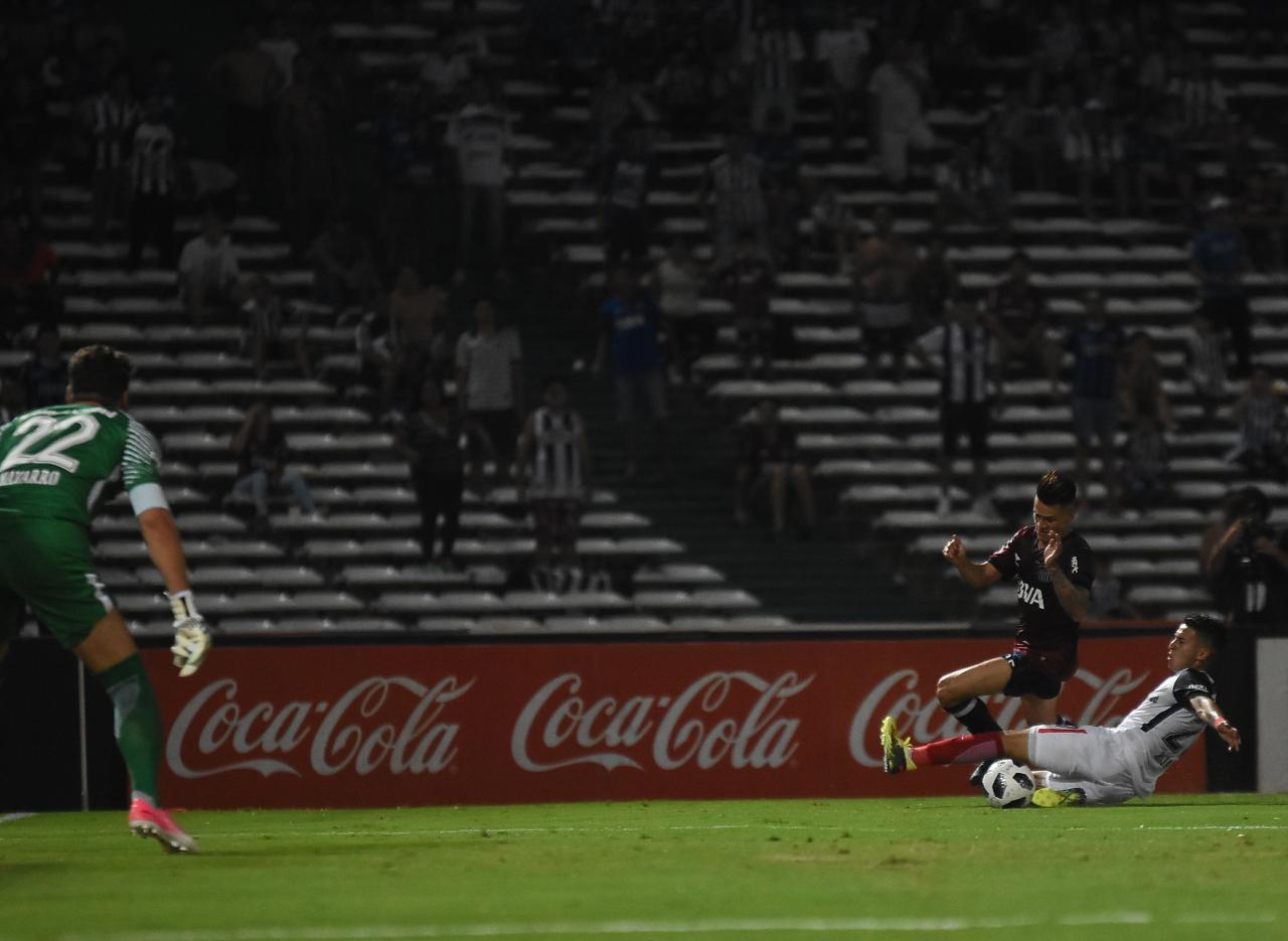 El Kempes fue una fiesta albiazul en la reanudación de la Superliga. Foto: Lucio Casalla / ElDoce.tv