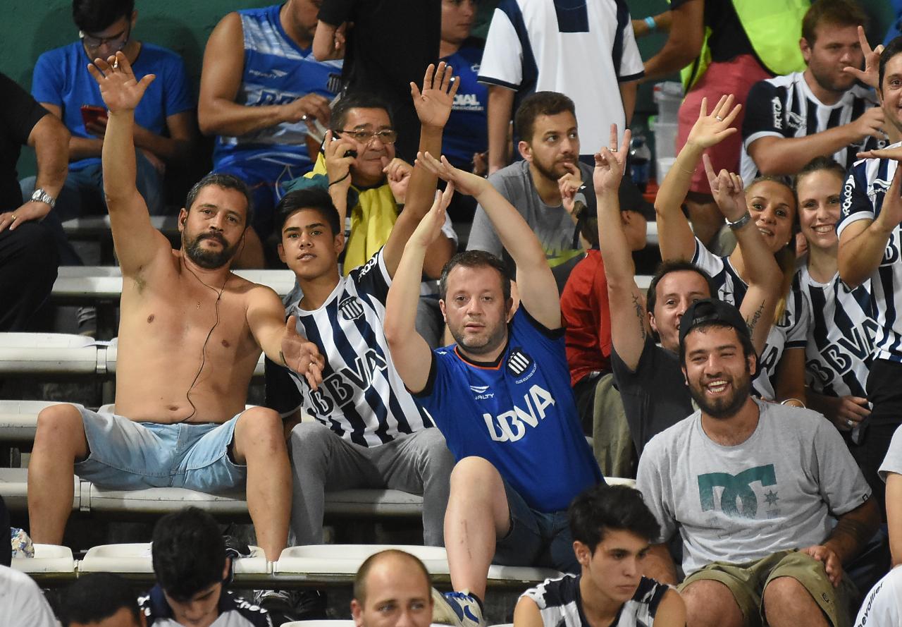 El Kempes fue una fiesta albiazul en la reanudación de la Superliga. Foto: Lucio Casalla / ElDoce.tv