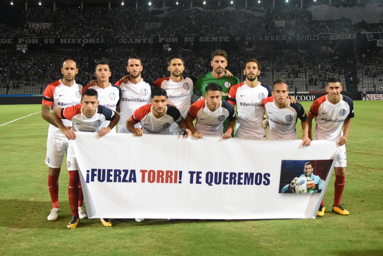 El Kempes fue una fiesta albiazul en la reanudación de la Superliga. Foto: Lucio Casalla / ElDoce.tv