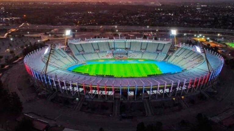 El Kempes se prepara para recibir a Shakira.