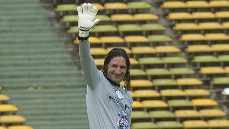El lado "B" del cumple 40 de Olave en Belgrano-Banfield