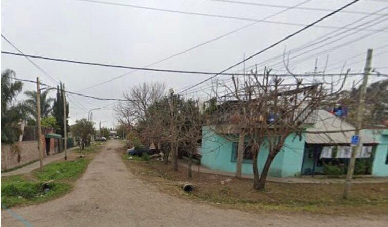 El ladrón quiso entrar a la casa a machetazos.