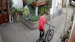 El ladrón robó una bicicleta y un parlante de una vivienda en una zona céntrica de Carlos Paz.