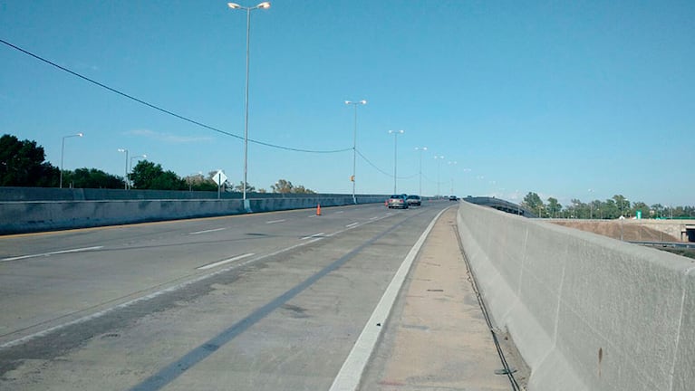 El lamentable accidente ocurrió en el nuevo nudo vial del Tropezón. Foto: Archivo ElDoce.tv.