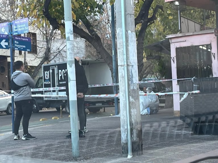 EL local donde encontraron al hombre de 49 años matado a puñaladas. (Gentileza Diario Uno).