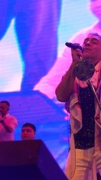 El Loco Amato celebró sus 54 años con un baile multitudinario en Quality