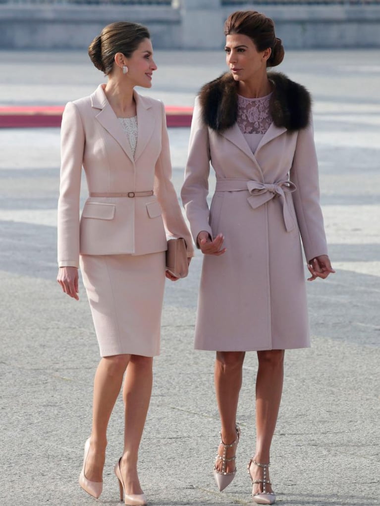 El look de Letizia y Juliana Awada