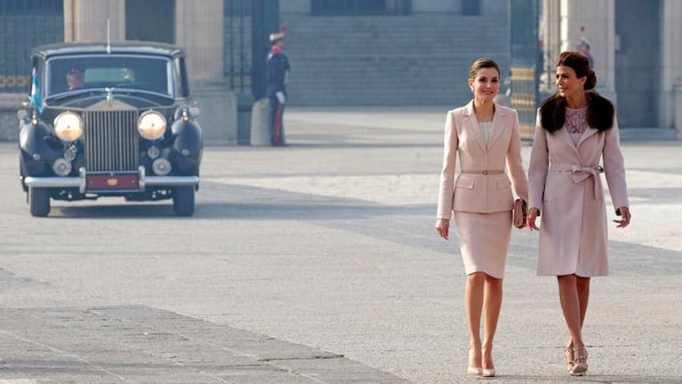 El look de Letizia y Juliana Awada