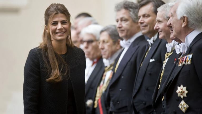 El look protocolar de Juliana Awada 