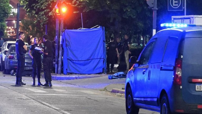 El lugar de la tragedia vial en el centro de Rosario.