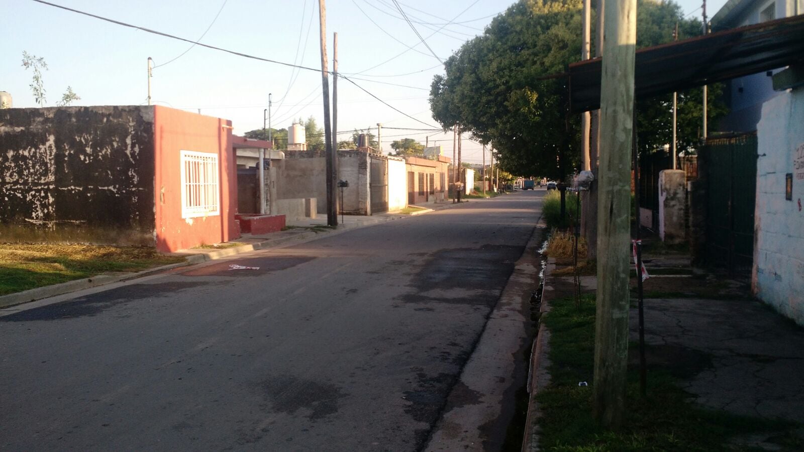 El lugar donde murió el ladrón por un disparo policial.  