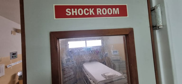 El lugar por el que entraron los delincuentes al Hospital Misericordia.