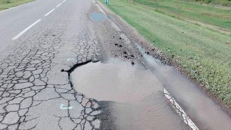 El mal estado de una ruta frustró las vacaciones de una familia cordobesa