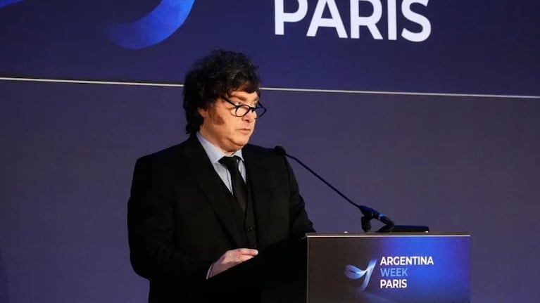 El mandatario expuso en la capital francesa en el marco de la Argentina Week.