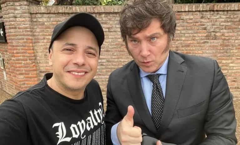 El mandatario se comunicó con el cantante tras conocerse el fallo de la Justicia.