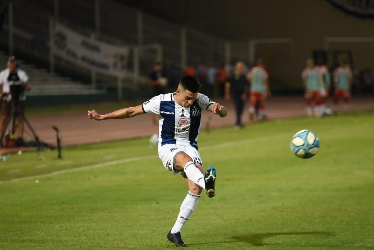 El Matador cerró el 2019 ante su público. Foto: Lucio Casalla / ElDoce.tv