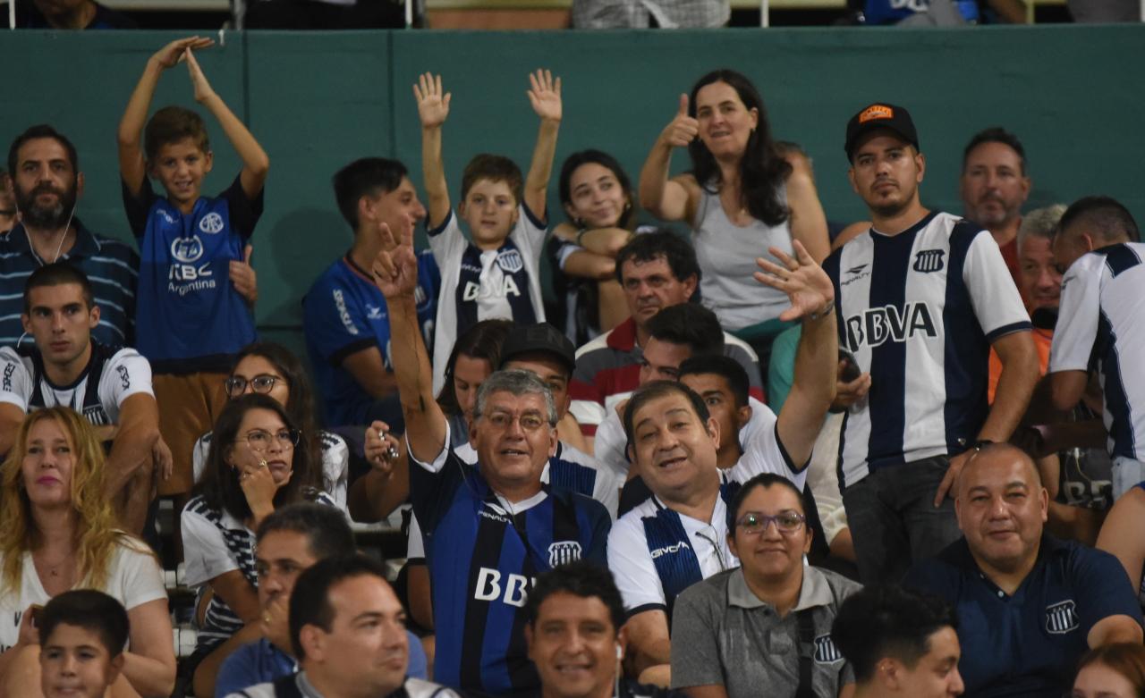 El Matador ganó 2-0 y sueña con las copas. Foto: Lucio Casalla/ElDoce.tv