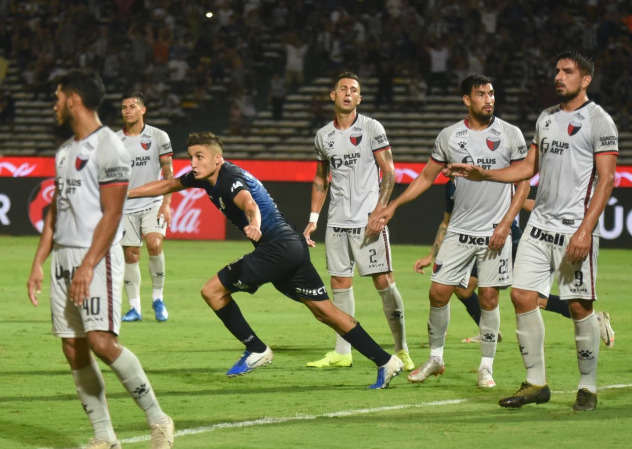 El Matador ganó 2-0 y sueña con las copas. Foto: Lucio Casalla/ElDoce.tv