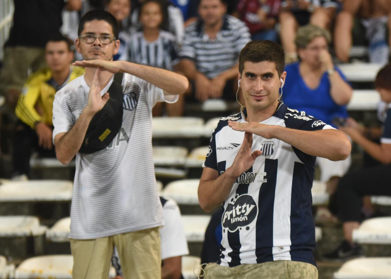 El Matador ganó 2-0 y sueña con las copas. Foto: Lucio Casalla/ElDoce.tv