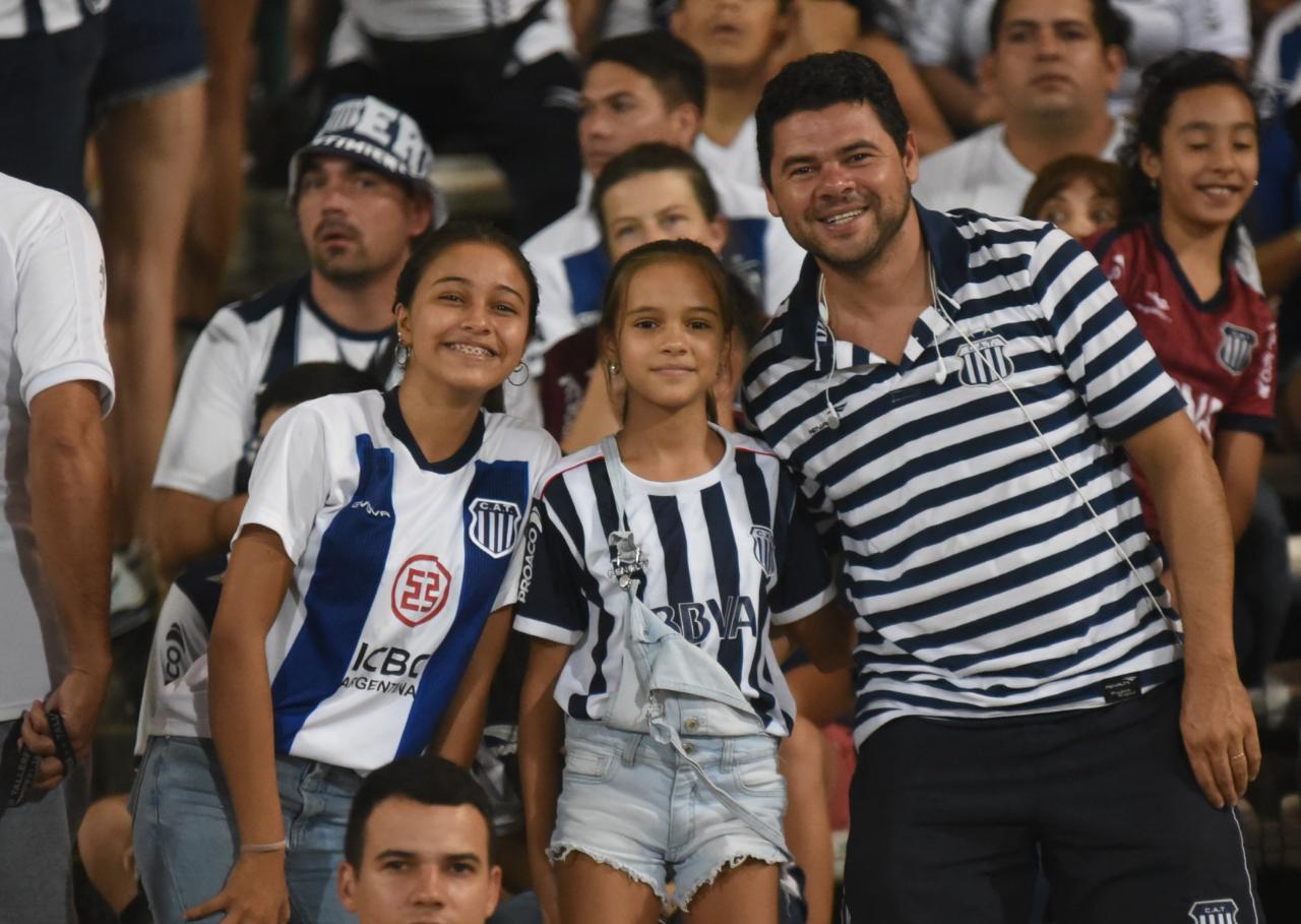 El Matador ganó 2-0 y sueña con las copas. Foto: Lucio Casalla/ElDoce.tv