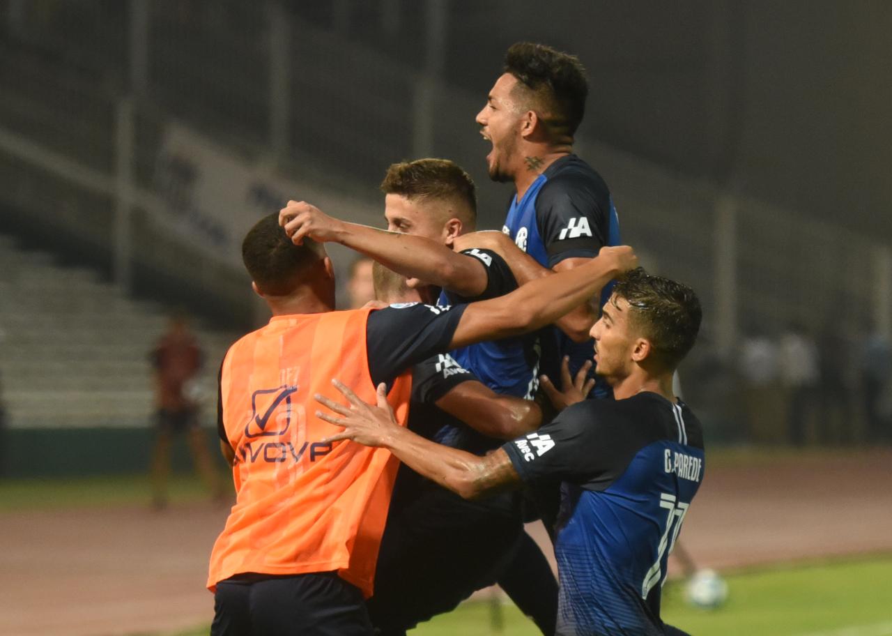 El Matador ganó 2-0 y sueña con las copas. Foto: Lucio Casalla/ElDoce.tv