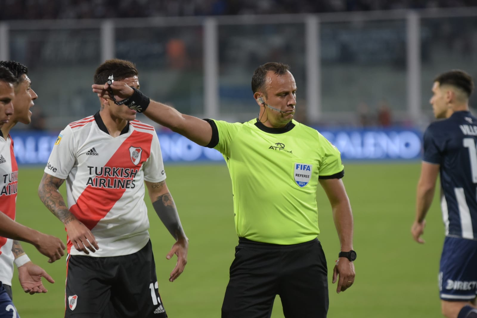 El Matador no aprovechó la ventaja y terminó perdiendo ante su gente. Fotos: Lucio Casalla/ElDdoce.tv.