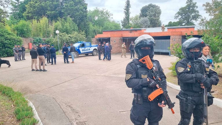 El megaoperativo en el telo en Córdoba.