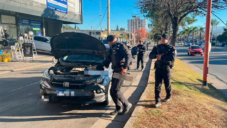 El menor acusado de matar fue detenido mientras manejaba un auto robado.